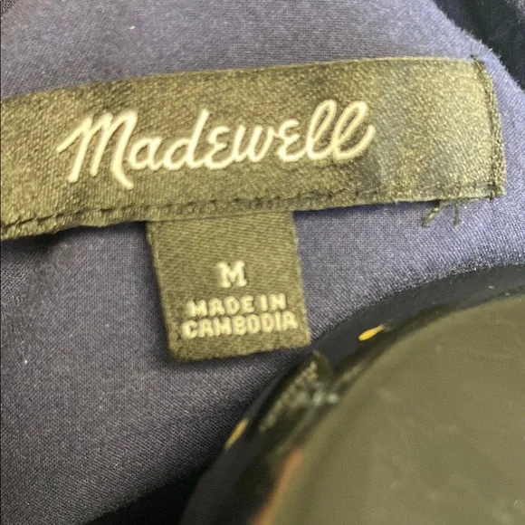 Madewell Blue Button Down Shirt with Classic Collar - Picture 2 of 5